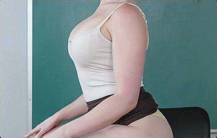 Free Porn Pics Of Hot Teacher Yasmin Scott Strips In The Classroom