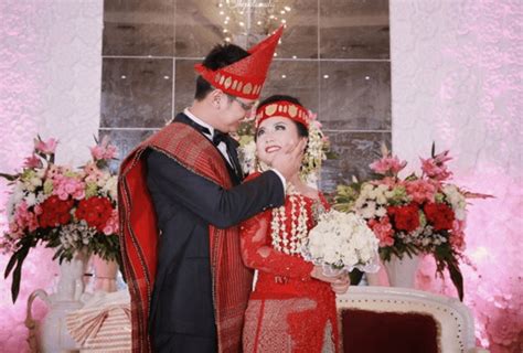 We did not find results for: Cewek Batak Harus Tahu Hak Boru/Cewek Batak Setelah ...