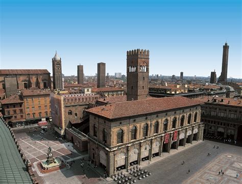 Häufig gestellte fragen zu palazzo del podesta. Palazzo del Podestà - AVRVM - EU