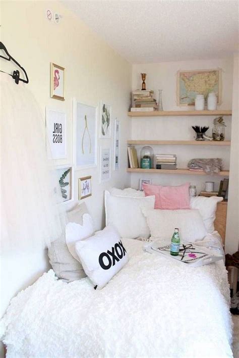 90 Rustic Dorm Room Decorating Ideas On A Budget Woman Bedroom