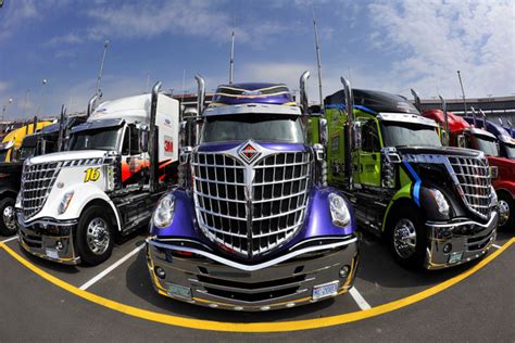 Before we begin looking at the longest nascar racetracks, it is useful to know how nascar measures them. NASCAR GREEN: time to think natural gas for these Sprint ...