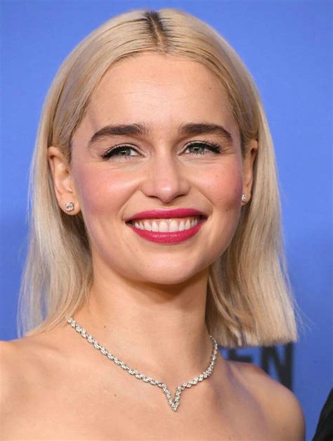 Emilia Clarkes Short Hairstyles And Haircuts 15