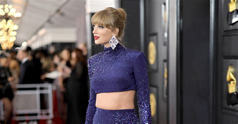 taylor swift s roberto cavalli outfit at the grammys 2023 popsugar fashion