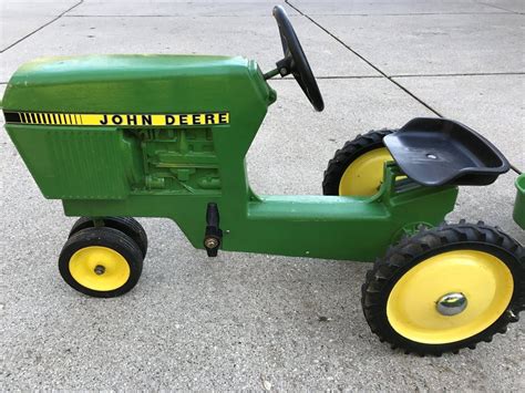 Vintage John Deere Ride On Toy Tractor Wow Blog