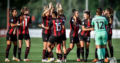 Il milan è ormai da tempo sulle tracce di dominik szoboszlai, si pensa all'ungherese soprattutto nel caso del mancato rinnovo di calhanoglu. Milan Femminile - L Football