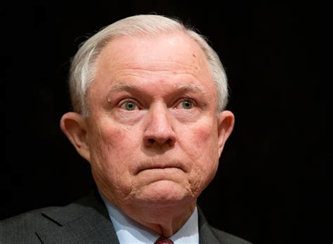Trumps Ag Sessions Told Chicago Police He Cant Promise Help For