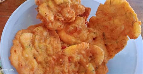 Tambahkan daun jeruk dan bakso goreng, aduk rata. Resep Rempeyek udang daun jeruk oleh Diah Sj - Cookpad