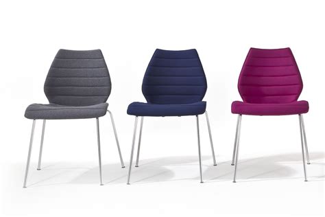 Look no further for a stylish yet practical seating solution for a modern dining area than the bold maui dining chair by kartell. Maui soft: Design Kartell metall chair, with upholstered ...