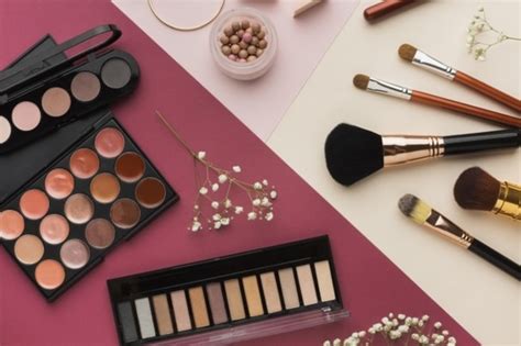 Productos De Maquillaje Que No Pueden Faltar En Tu Neceser Tivoli