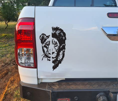 Leeuwyfie Lion Lioness Heads Bakkie Car Vinyl Decal Sticker Art Easy