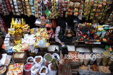 Check spelling or type a new query. Harga Sembako di Pasar Tambun Relatif Naik | Republika Online