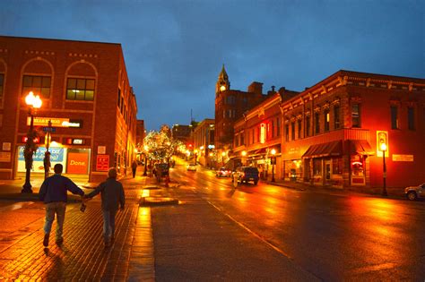 21 unități de închiriat pentru vacanță și hoteluri disponibile acum. 20 Places In Michigan Where You Don't Always Need a Car