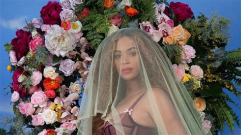 Beyoncé Announces Shes Pregnant With Twins In Perfectly Beyoncé