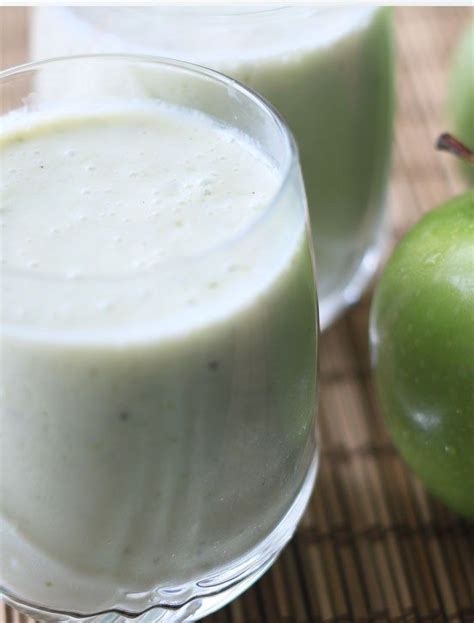 Green Apple Smoothie Healthy Breakfast Recipe The Indian Claypot