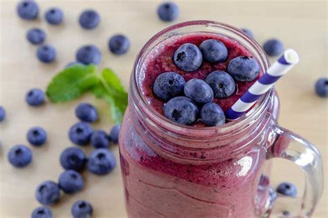 This question is not as simple as it sounds, because of the different ingredients that are involved in making those smoothies. How Long Do Smoothies Last - Fruit Smoothies In The Fridge ...