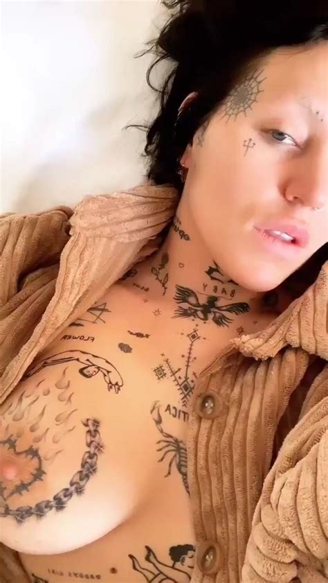 Brooke Candy Topless Pics Video Thefappening