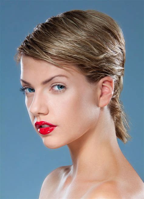 Die neuesten kurzhaarfrisuren für damen und mädchen. Kurzhaarfrisuren Damen Seitenscheitel - taraalmatest