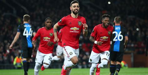 Subsequently, man united have now registered a clean sheet in five of their previous six competitive road trips (w3, d2, l1). Man Utd vs Sheff Utd Prediction, Betting Tips & Odds | 24 ...