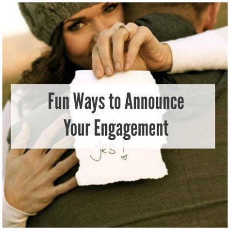 What should you say on the engagement invite? Announce Your Engagement With One of These Fun Ideas - DIY Weddings