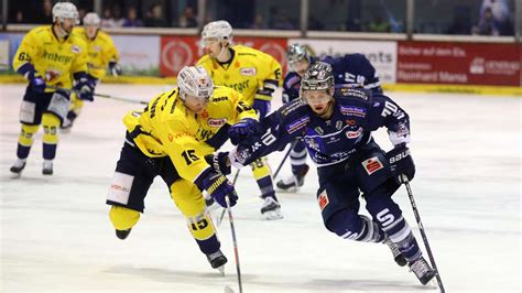 Die kassel huskies starten am freitag, 13. Kassel Huskies gewinnen gegen Lausitzer Füchse ...