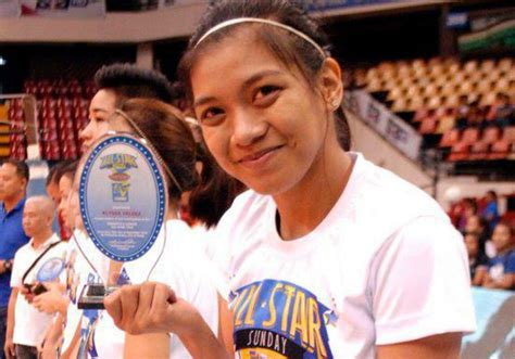She was a member of the collegiate varsity women's volleyball team of ateneo de manila university in both indoor and beach volleyball. Alyssa Valdez: Volleyball unity starts from top to bottom ...