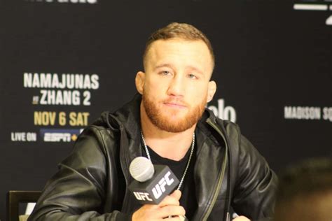 Detective Justin Gaethje Thinks He Knows Who Has Been Using Khabibs Twitter And Its Not Ali