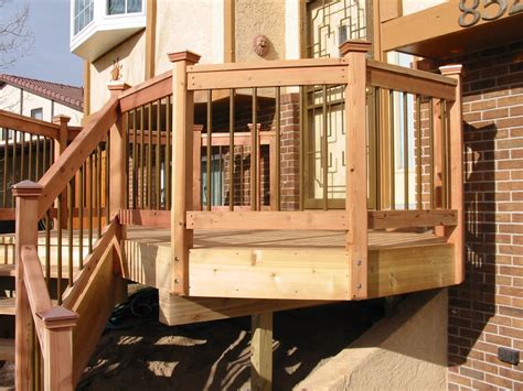 This is the best railing design to add sparkle and shine! Famous Wood Deck Railing Designs New Decoration Awesome ...