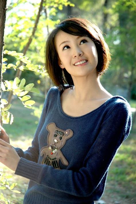 Actress zheng shuang has been pretty focused on work ever since splitting from her manager boyfriend zhang heng a few months ago. Chinese beautiful girl Zheng Shuang 郑爽 - I am an Asian Girl