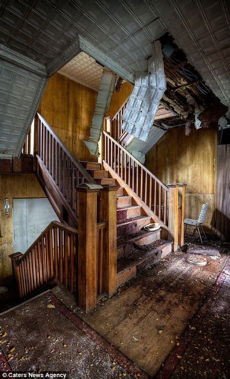 Photographs Reveal Eerie Abandoned Hotels Where Guests Haven T Checked In For Years Daily Mail
