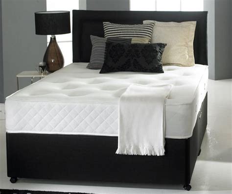 Our divans come in a wide range of fabric, chenille, crushed velvet or faux leather finishes with hundreds of different colours available. 3ft Single Divan Bed Base in Black Faux Leather