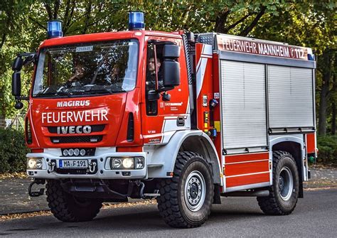 Mannheim City Baden Württemberg Germany Iveco Magirus Tlf 3000 With 180h25 Châssis Short
