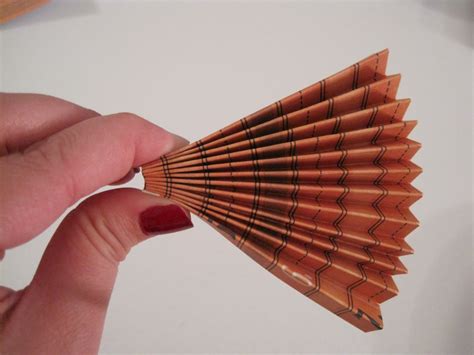 Katie Stories {Scrapbook + Crafting Blog}: Paper Accordion ...