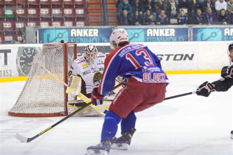 Fra wikipedia, den gratis encyklopædi. Vålerenga Hockey - Stavanger Oilers 08.04.2014 | Vålerenga ...