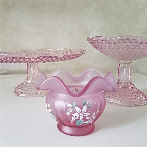Hand Painted Fenton Glass Vase Collectible Pink Opalescent Iridescent Glass Ruffle Top Vase