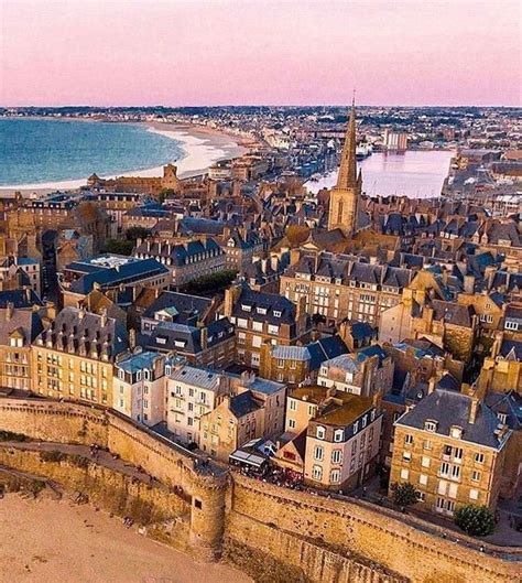 Saint Malo Tourisme On Instagram “saint Malo La Cité Corsaire ⠀