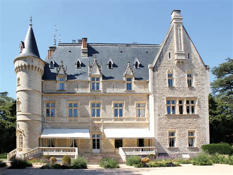 Find and compare bachelor degrees from top universities worldwide: Institut Paul Bocuse IAE Lyon N°1 au classement Licences ...