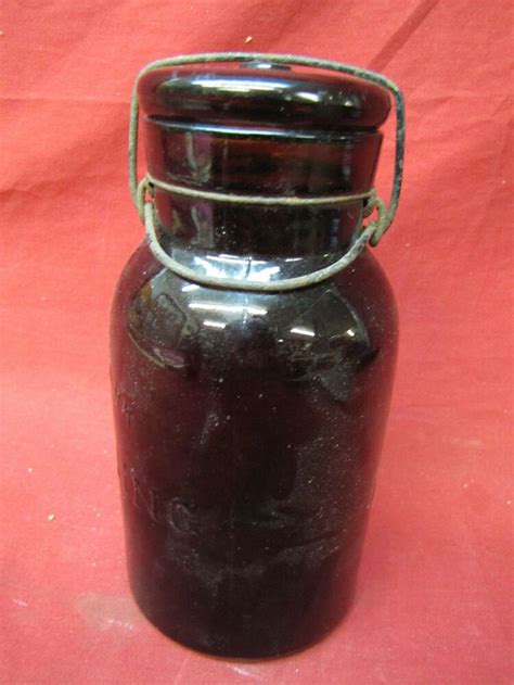 Vintage Rare Find Trade Mark Lightning Fruit Mason Canning Jar Putnam