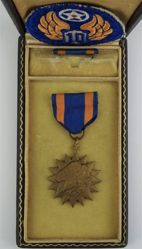 World Medals Wwii Air Medal To Capt Charles B Anstadt Jnr
