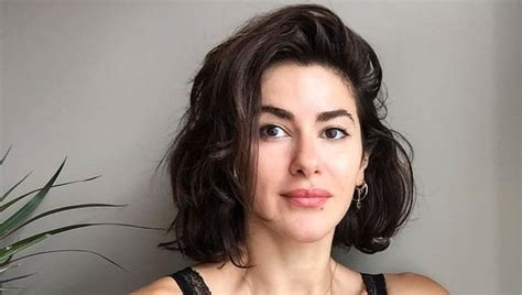 Bi hikaye var bilen var mı? Nesrin Cavadzade kimdir? Nesrin Cavadzade kaç yaşında, nereli?