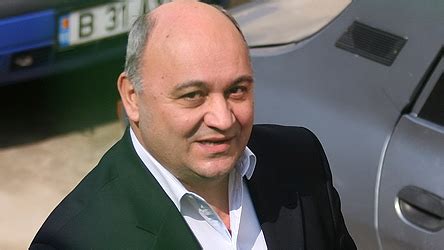 Sever mureșan estimated net worth, biography, age, height, dating, relationship records, salary, income, cars, lifestyles & many more details have been updated below. UPDATE! Fiul lui Sever Mureşan s-a urcat pe o macara din ...