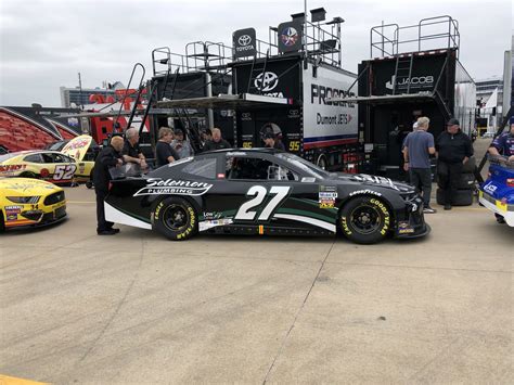 As you can see, both races are. Nascar vs Indycar Racing - Zero To 60 Times