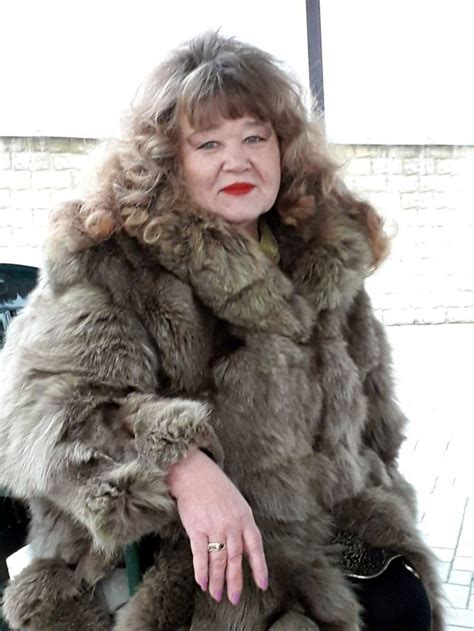 Pin By Мех Bампир On Fur Pins Real Ladies No Modell 49 Lady Fur