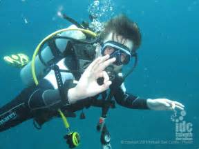 PADI Deep Diver Course - Indepth Dive Centre Phuket - IDC 