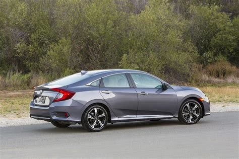 First Drive The 10th Generation Honda Civic Gets It Right
