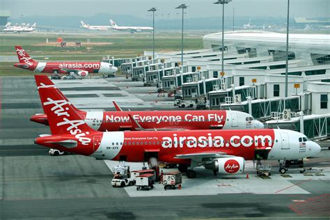 Air asia pilot jobs entry requirements (including preferred pilot schools). Mavcom: Malaysia Airlines Took Up More Than 50% Of ...