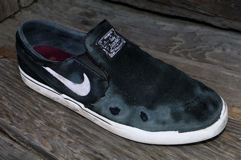 For example, basketball shoes need to support lateral movements while out on the court to prevent rolled ankles. Nike SB Janoski Slip Skate Shoes Wear Test Review
