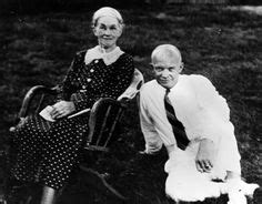 His mother originally named him david dwight but reversed the two names after his birth to avoid the confusion of having two davids in the family. 10 Dwight eisenhower's mother ideas | dwight eisenhower, eisenhower, dwight