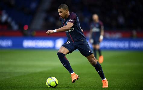 €160.00m* dec 20.his father wifried mbappe comes from cameroon, his mother is the. Mbappe scores and sees red as PSG beat Nimes - Sports ...