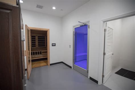 7 benefits of using a steam room after your workout. Club Maui steam room and sauna — The Club Maui