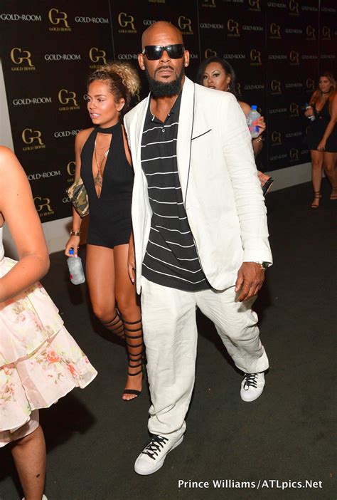 R Kelly And His Rumored 20 Year Old Girlfriend Halle Calhoun Spotted Clubbing In Atlanta